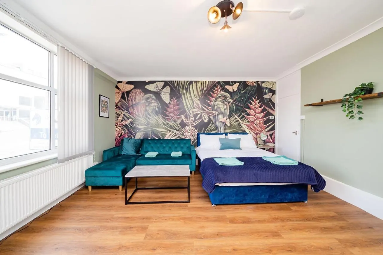 Super Central Location I Tropical Studio Apartment I Next To Brighton Beach And North Lanes 0*,